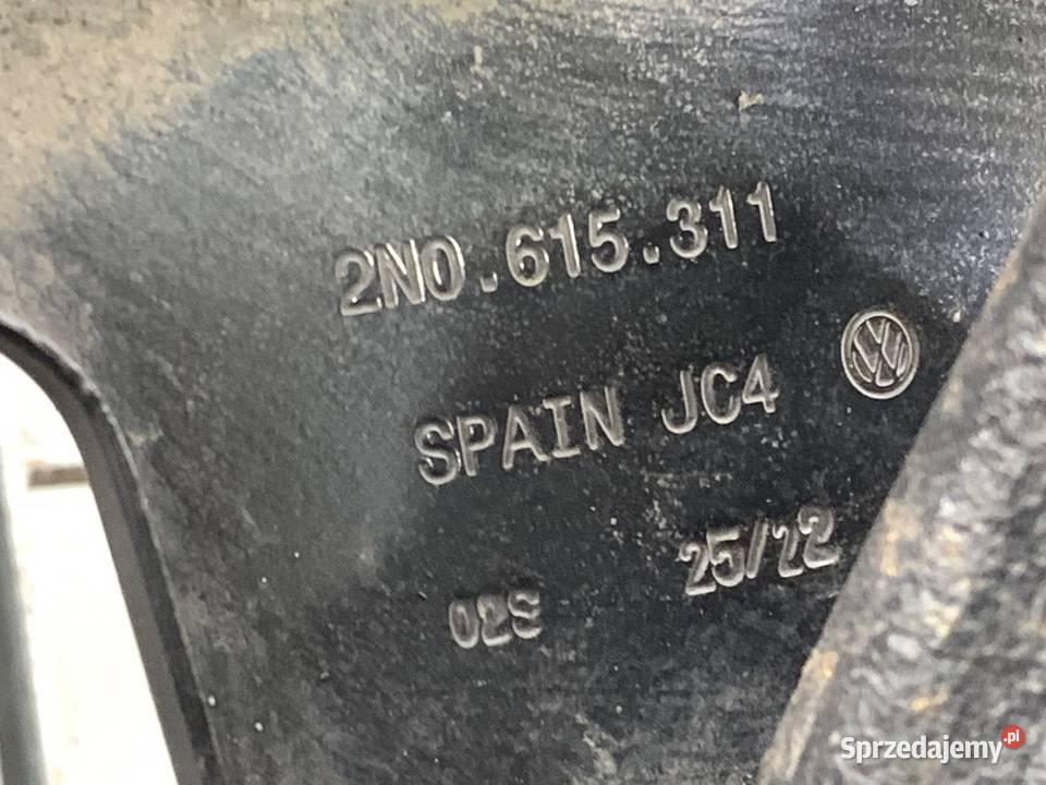 ZWROTNICA LEWY PRZÓD VW CRAFTER II 20 177 osobowe