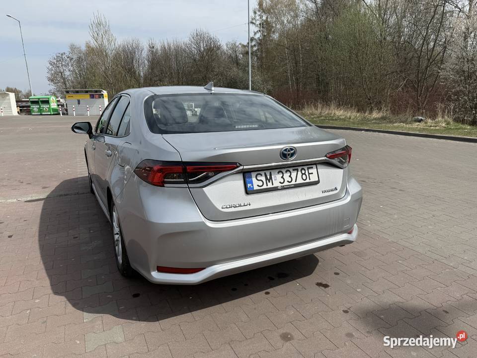 Toyota corolla e21 sedan hybryda Polski salon hybryda Mysłowice sprzedam