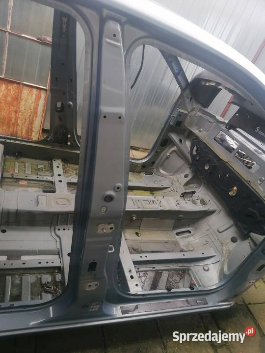 słupek środkowy z progiem Renault Scenic 2 i osobowe łódzkie Piotrków Trybunalski