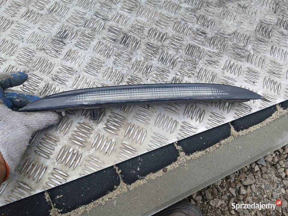 Światło stop Trzecia lampa Mitsubishi lancer małopolskie Radłów sprzedam