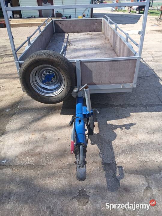 Przyczepa samochodowa Żelizna