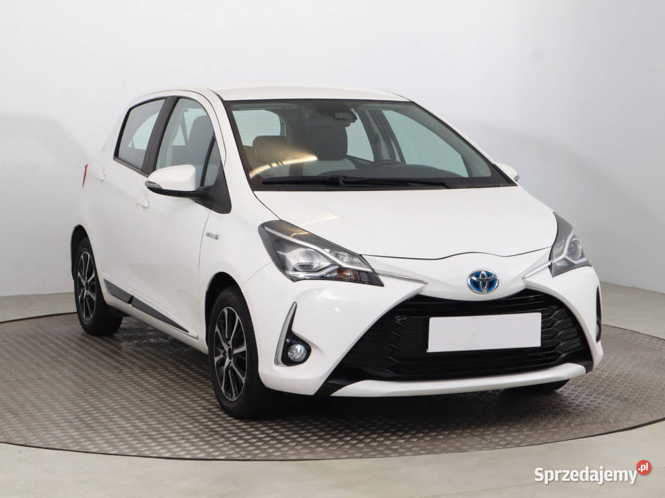 Toyota Yaris 15 Hybrid 4/5 Bielany Wrocławskie
