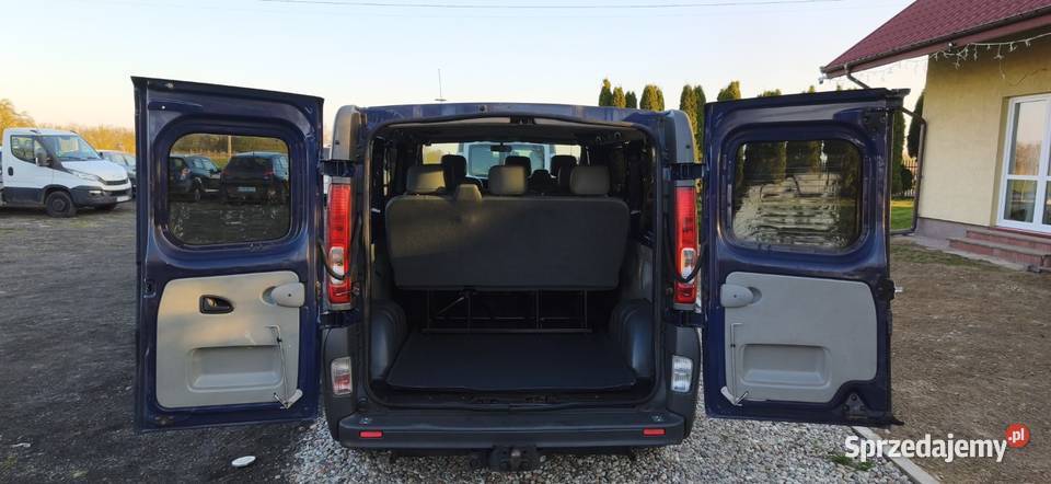 Renault Trafic Lift Long 20D klima 9osobowy manualna lubelskie Poniatowa