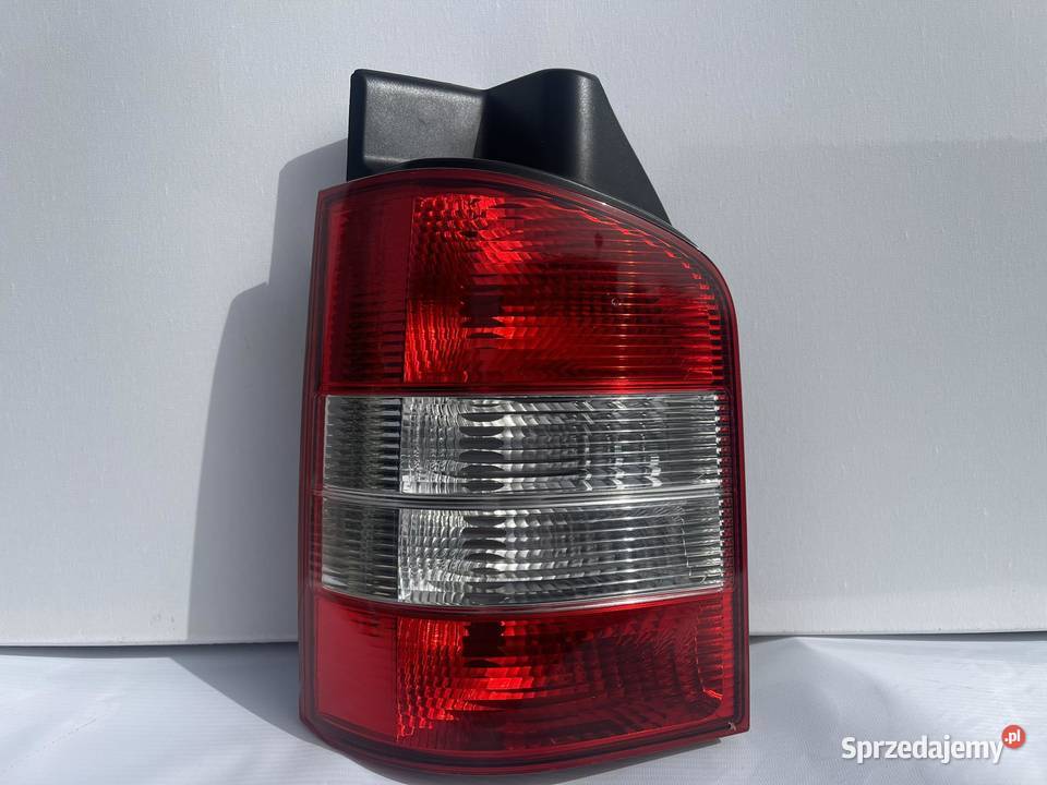 VW TRANSPORTER T5 LEWA LAMPA TYŁ sprzedam