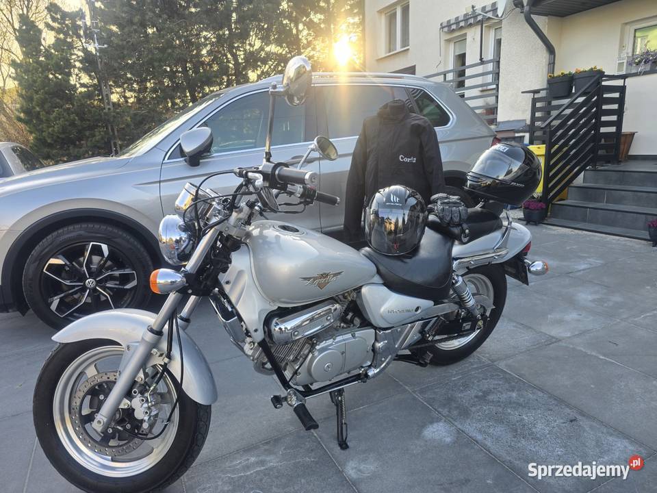 Hyosung Aquila GV 125 V2 na kat B manualna