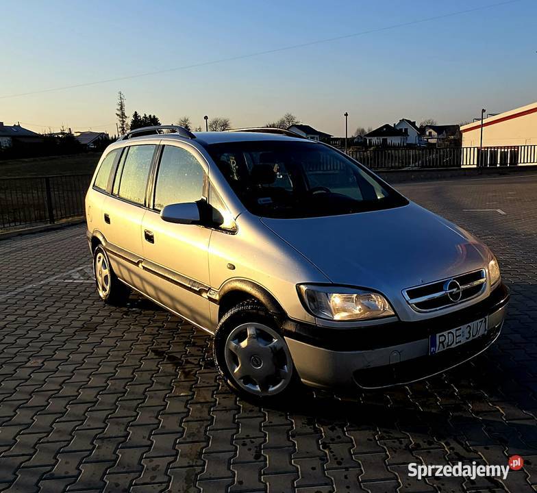 Opel Zafira A 20 dti 330002km Łańcut