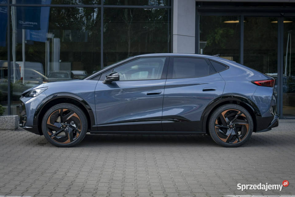 Cupra Tavascan VZ 77 kWh 340 Zamów już teraz elektryczne lusterka