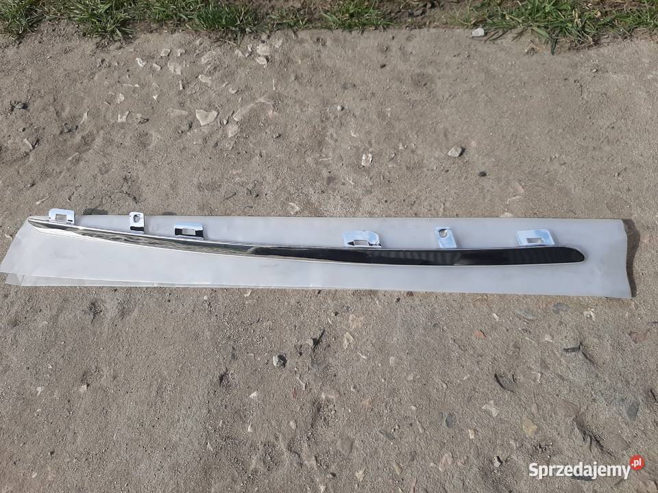 Renault scenic IV listwa chrom w grill prawa Rok produkcji 2018 Kielce