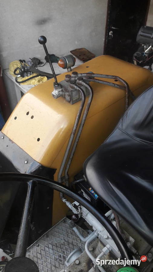 Sprzedam rozdzielacz hydrauliczny na błotnik do Do ciągników Bochnia sprzedam