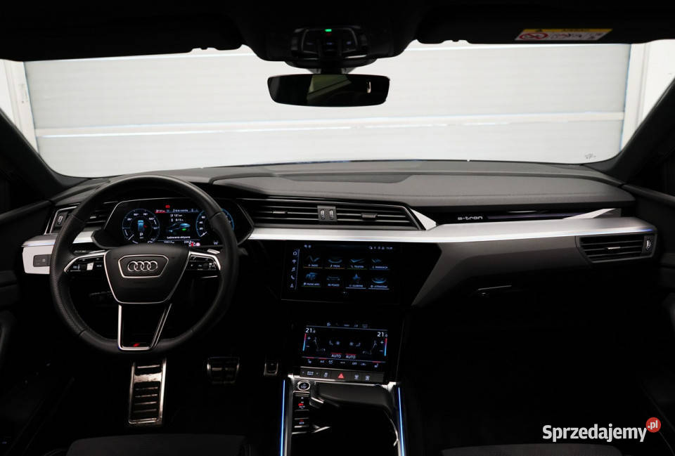 Audi Q8 Sportback etron 55 408 Quattro MatrixLed 0cm3 świętokrzyskie Kielce
