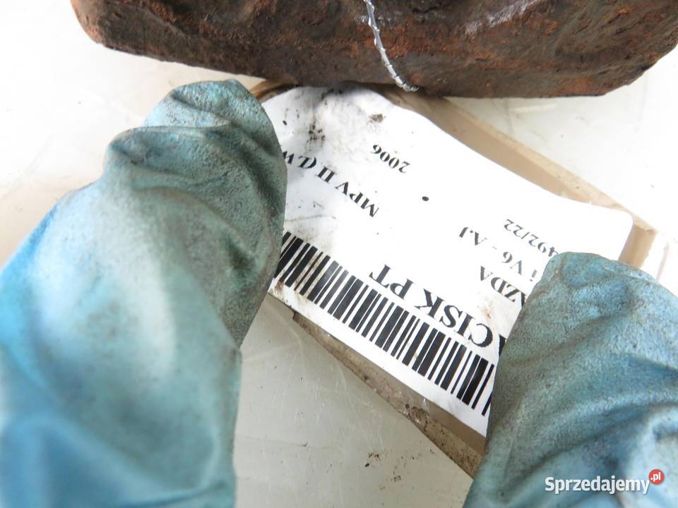 ZACISK PRAWY TYŁ MAZDA MPV II 30