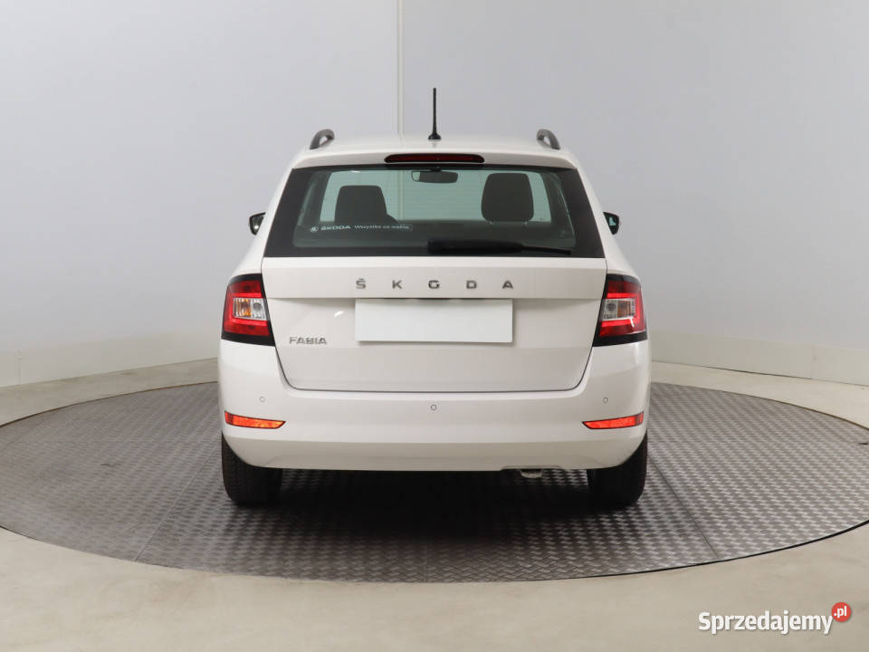 Skoda Fabia 10 TSI Bielany Wrocławskie