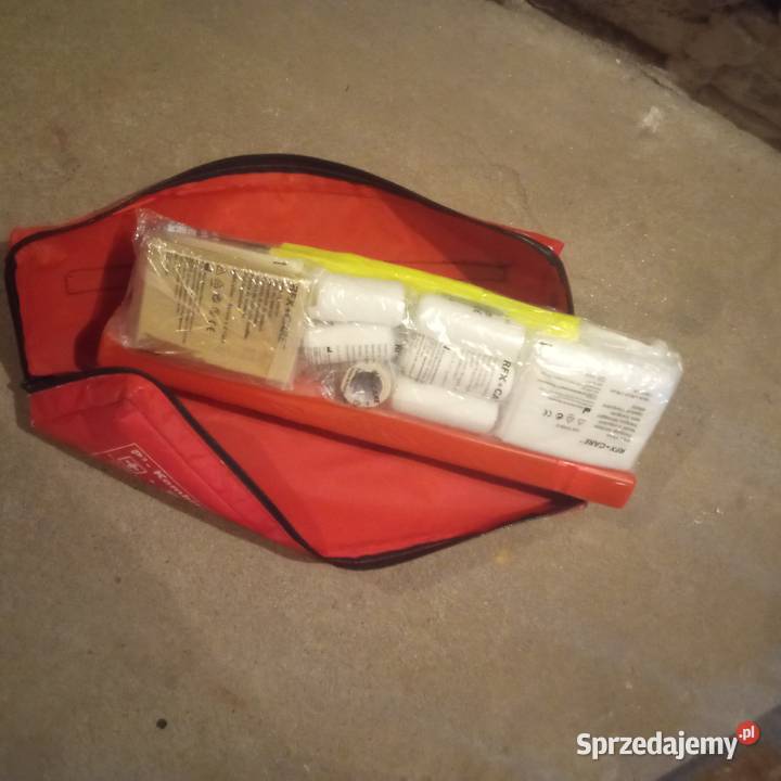 Apteczka trójkąt kamizelka nowe Szczecin sprzedam