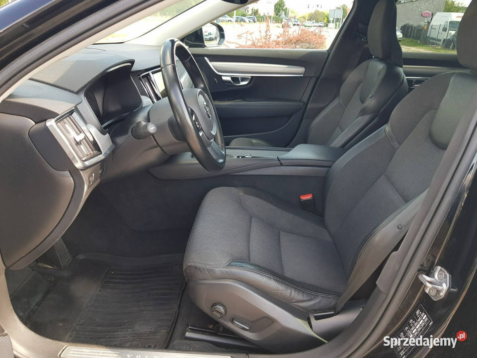 Volvo V90 20 D4 Momentum Automat Zadbany Włocławek