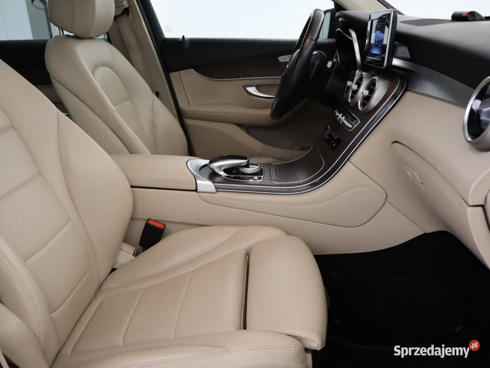 Mercedes GLC GLC 250 4MATIC światła LED Bielany Wrocławskie sprzedam