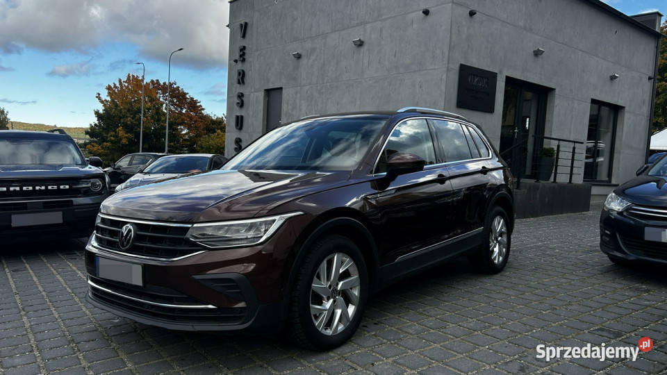 Volkswagen Tiguan SalonPL Iwł Bezwypad Radar podgrzewane fotele Gdynia sprzedam