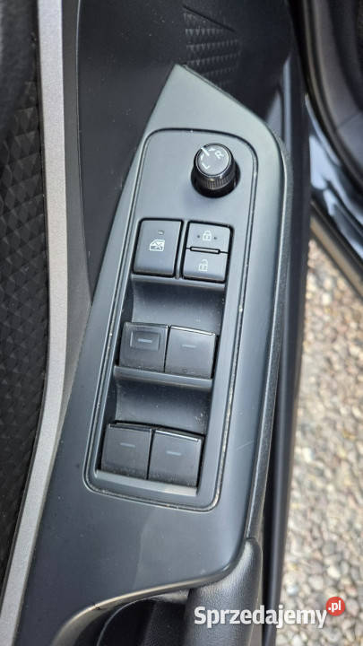 Toyota CHR 18 HSD Lift 94 Ledy Ast Pasa Otwock Mały sprzedam