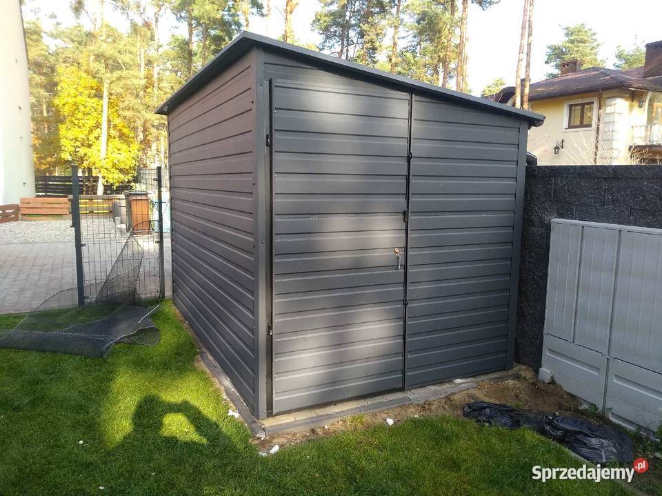 Domek blaszany narzędziowy na wymiar Łódź