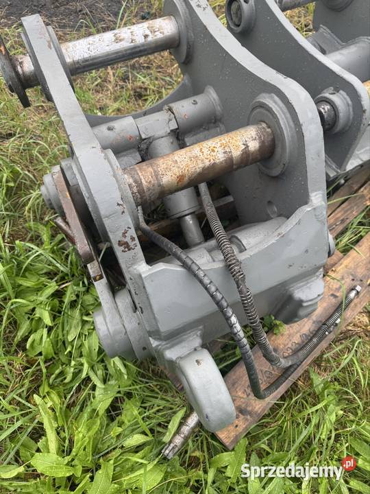 Sprzedam dwa szybko złocza do koparki Rok produkcji 2021 Goleniów