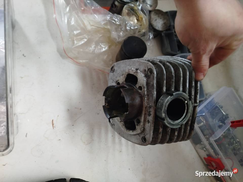 Cylinder aluminiowy z tłokiem WSK Pozostałe Piotrków Trybunalski