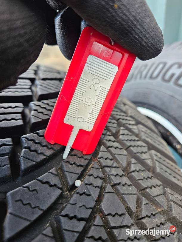 Koła Opony Bridgestone 21565 R 17 Felgi 21565r17 Pozostałe