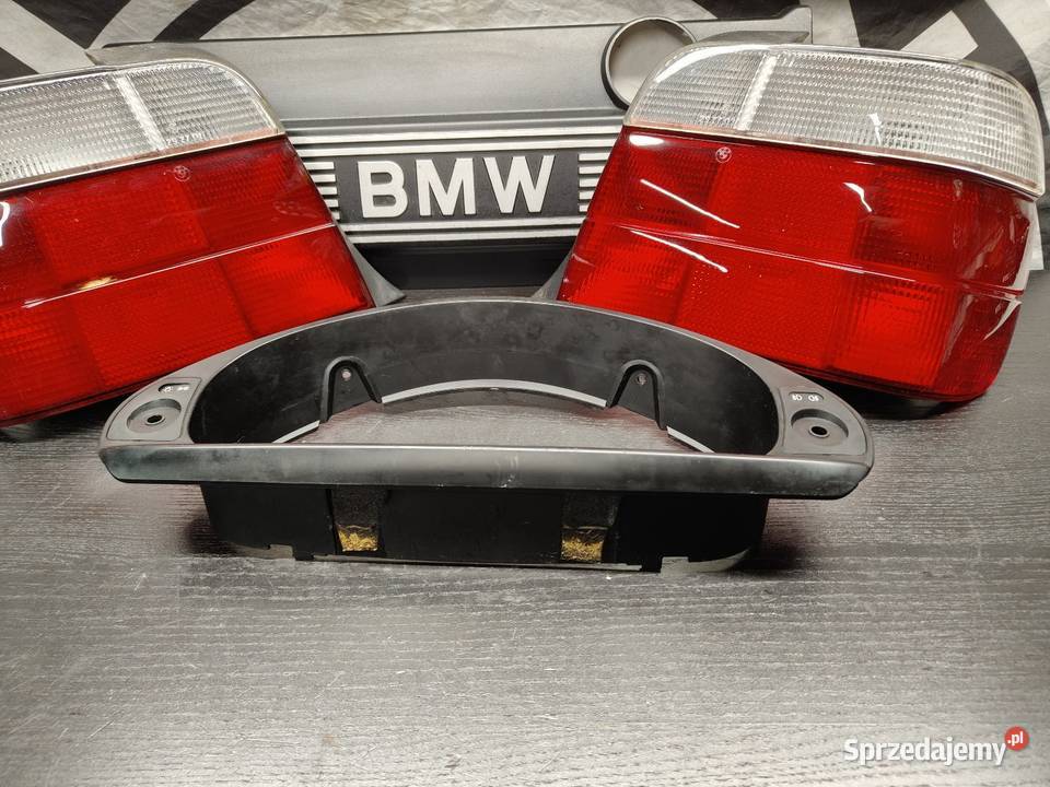 Bmw e36 compakt ramka obudowa licznika Deski rozdzielcze, konsole Motoryzacja sprzedam