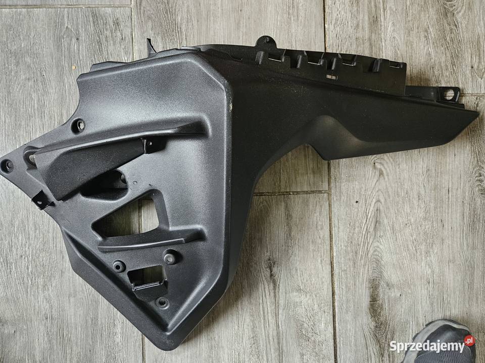 Boczek bok owiewka Yamaha MT07 Tracer 7 700 Turek