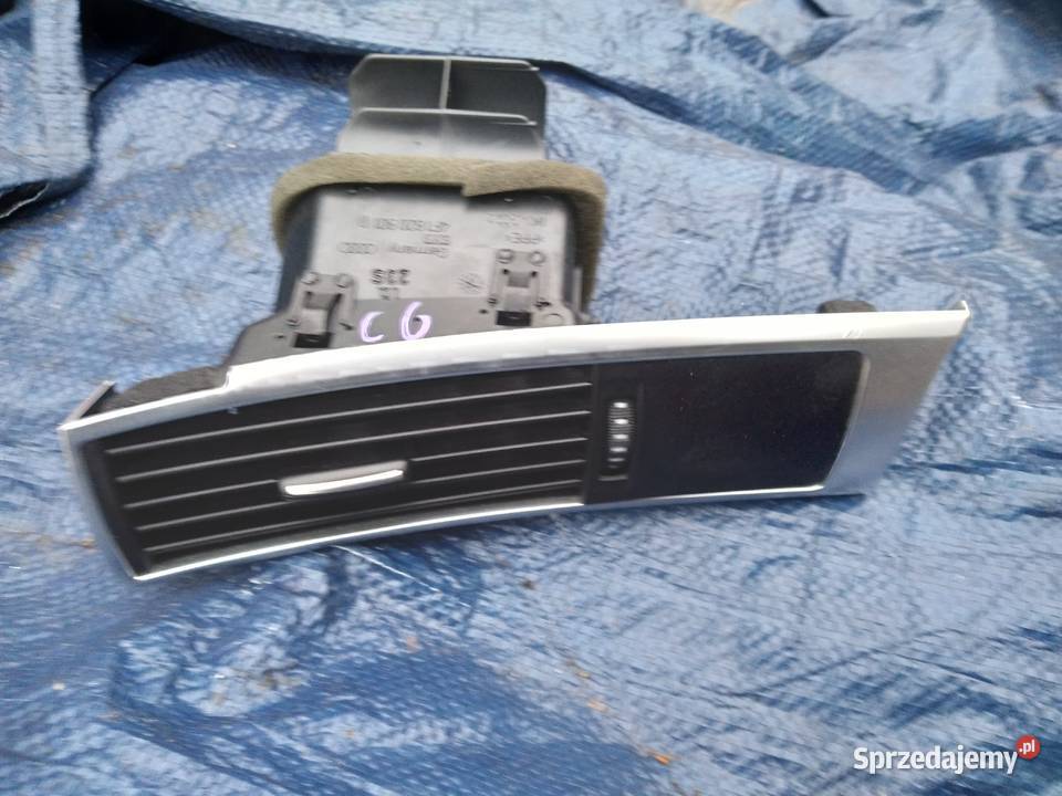 Audi A6 C6 kratka nawiewu lewa 4F1820901D