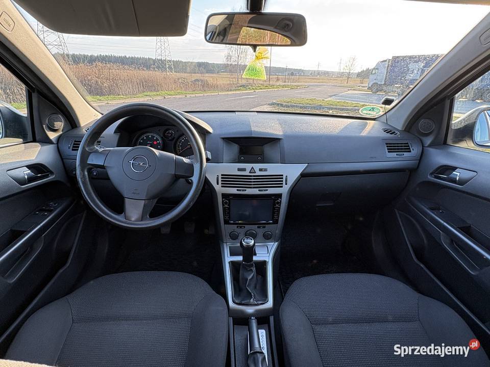 Opel Astra Opel Ostrowiec Świętokrzyski