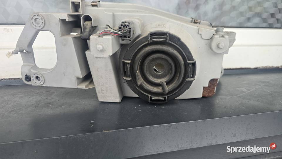 Lampa lewy przód do mazda 323 f śląskie Sosnowiec