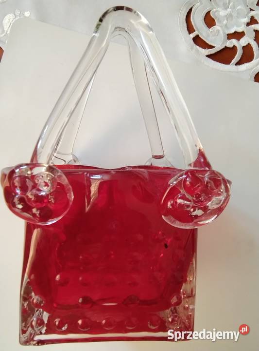 Czerwonorubinowe szkło artystyczne