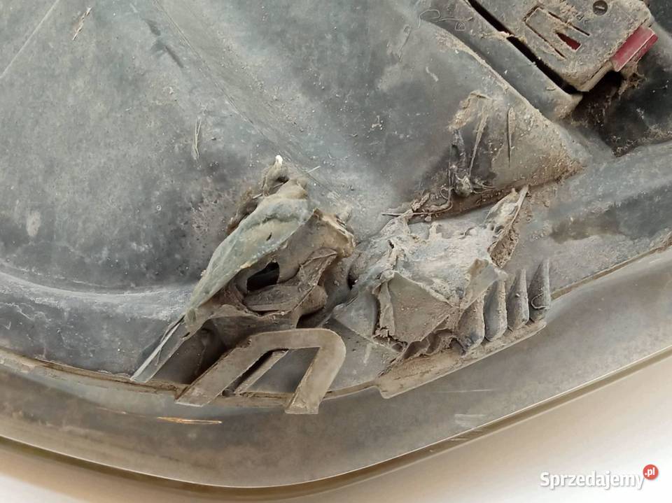 LAMPA PRZÓD PRAWA EU Opel Astra III 20042014 H świętokrzyskie sprzedam