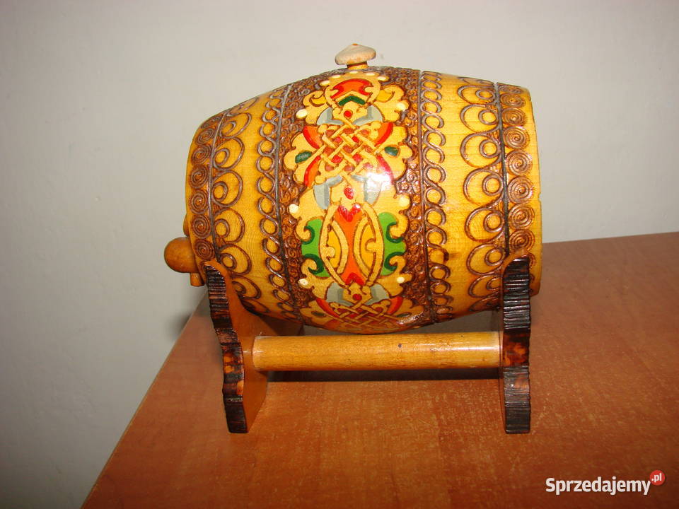 mała drewniana beczułka dekoracyjna pomorskie