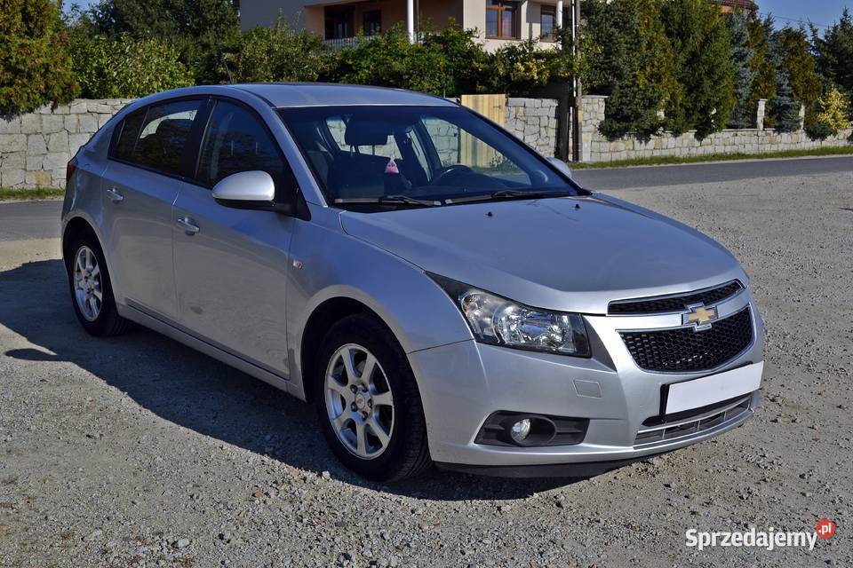 ZadbanyZarejestrowany Hatchback Cruze Jaroszów
