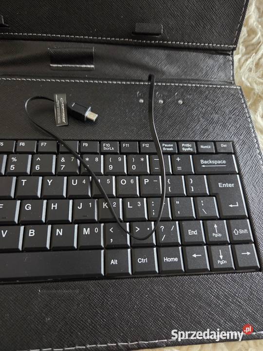 Etui z klawiaturą do tabletu nowe