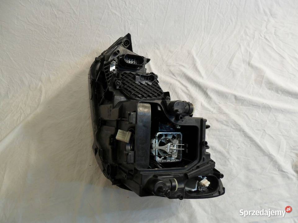 Reflektor Audi A1 Lift Bi xenon led xa prawa