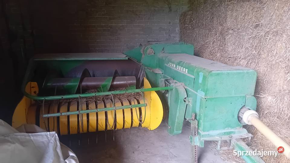Prasa kostkująca john deere 224t Firlej