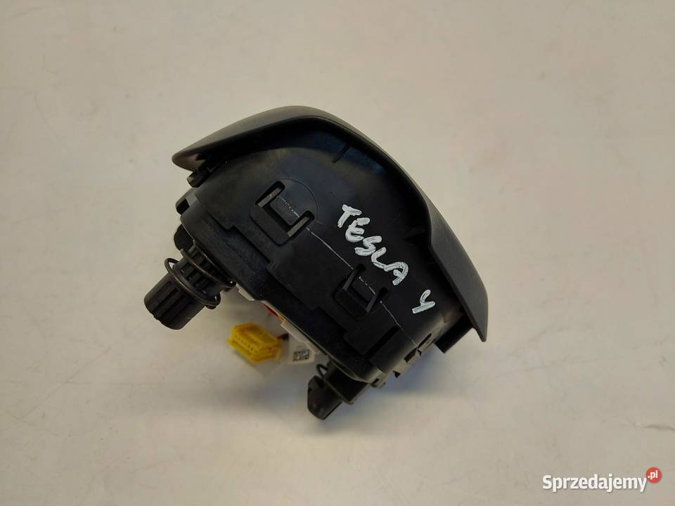 TESLA MODEL Y 2024r PODUSZKA AIRBAG KIEROWCY