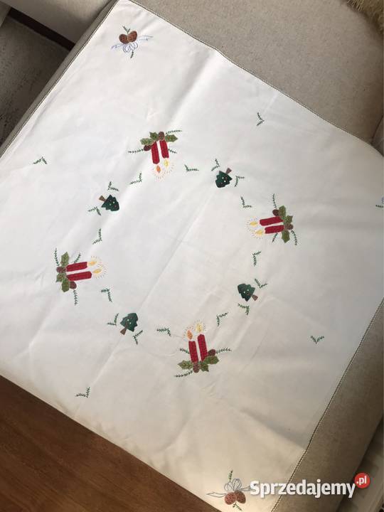 Świąteczny obrus serweta ręcznie wyszywany biały Warszawa