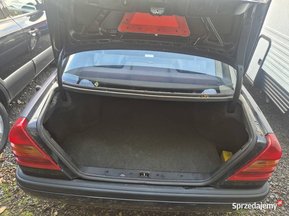 1994 Mercedesbenz C220 2295 KLIMA ZDROWY uszkodzony Bujaków