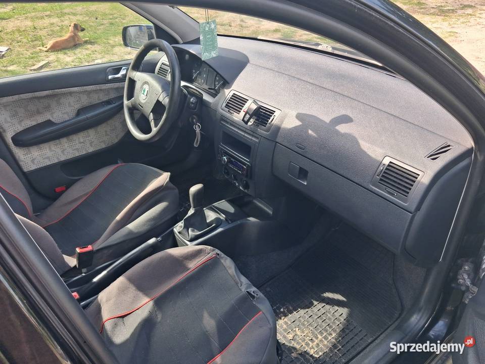 Skoda fabia 14 benzyna pierwszy właściciel hak poduszka powietrzna Sekursko