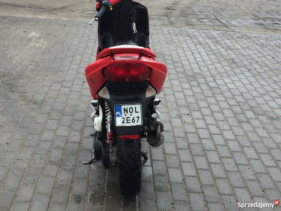 Peugeot speedfight 2 wrc chłodzony cieczą czerwony Rozgity