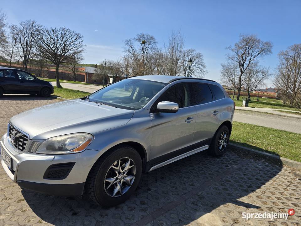 Volvo XC 60 24D AWD Momentum Zamość