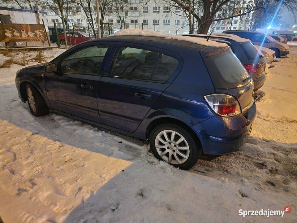 Opel Astra 16 twinsport 2007 r Rok produkcji 2007 Samochody osobowe