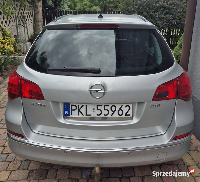 Opel Astra J Kombi Lift 16 CDTI 136 2016 uszkodzony łódzkie Łódź sprzedam