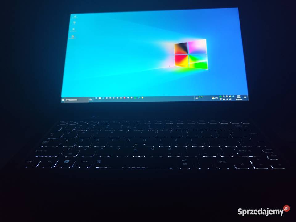 Laptop Toshiba Dynabook Ultra Szybki i5 8 rdzeni Laptopy i netbooki Śmigiel