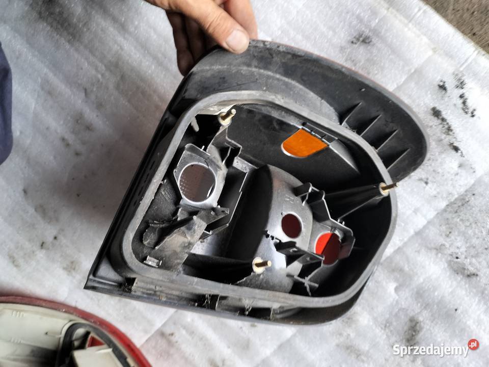 VW POLO 6N LAMPA TYŁ PRAWA Kamień-Kolonia