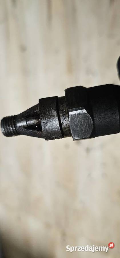 Wtryskiwacz mercedes w123 20d