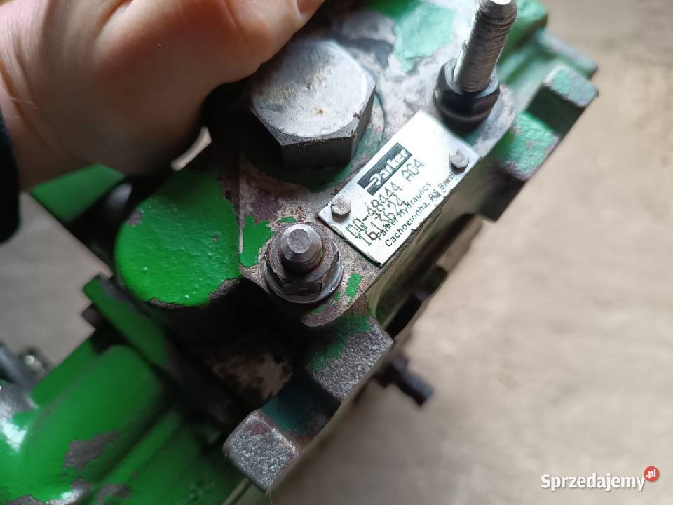 Rozdzielacz hydrauliczny John Deere cws 1450 Juchnowiec Kościelny sprzedam