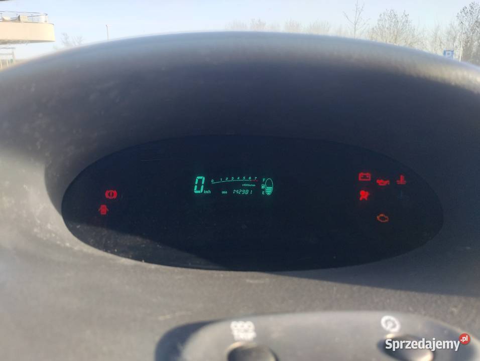 Toyota Yaris 2001 10 brak korozji długie opłaty warmińsko-mazurskie Olsztyn